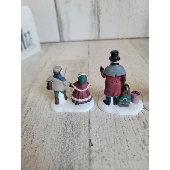 Dept 56 58173 Visions of Christmas past village accessory xmas - Picture 5 of 8